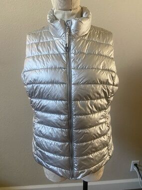 GAP Metallic Silver Quilted Puffer Vest